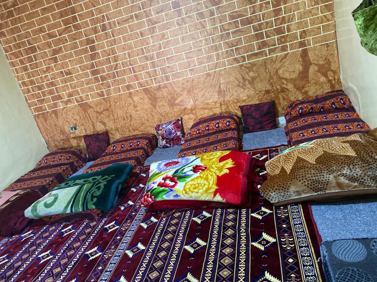 Petra Family House Bed & Breakfast Bagian luar foto